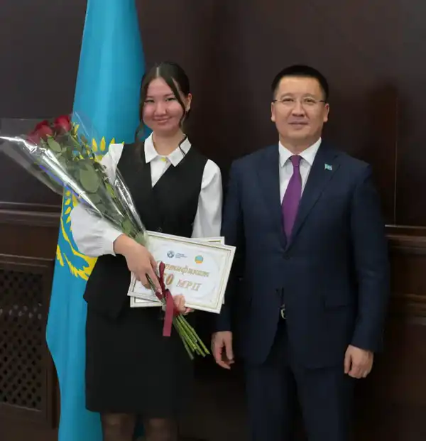 В Павлодаре вручили премию акима области «Шебер асуы» (7)