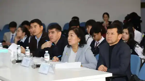 ГОД РАБОЧИХ ПРОФЕССИЙ: В УНИВЕРСИТЕТЕ АХМЕТА ЯСАВИ ПРОШЛА ИННОВАЦИОННАЯ НАУЧНО-ТЕХНОЛОГИЧЕСКАЯ СЕССИЯ (4)