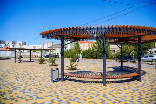 Безопасная улица, благоустроенный двор, зеленые насаждения: как изменился район Алматы в 2025 году (4)