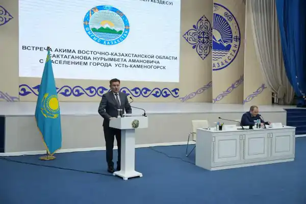 Открытый диалог: акимы ВКО и Усть-Каменогорска встретились с населением (6)