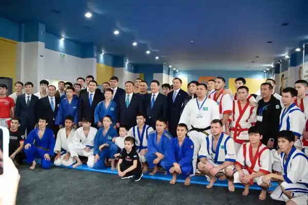 В г.Кокшетау Генеральный Прокурор открыл здание спортивного комплекса «Көкше Арена» (4)