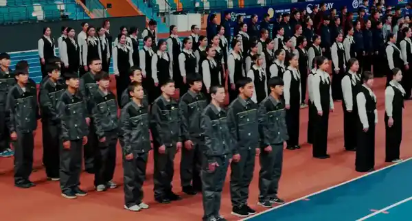 Более двух тысяч студентов столичных колледжей приняли участие во флешмобе в честь завершения Года рабочих профессий (2)