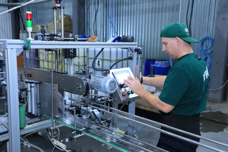 От проволоки до бытовой химии: обрабатывающая промышленность Карагандинской области выросла на 6,2% за 10 месяцев (7)