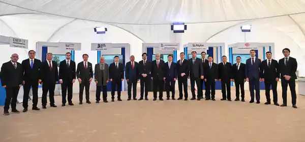 Глава государства посетил малую индустриальную зону «Тараз» (5)