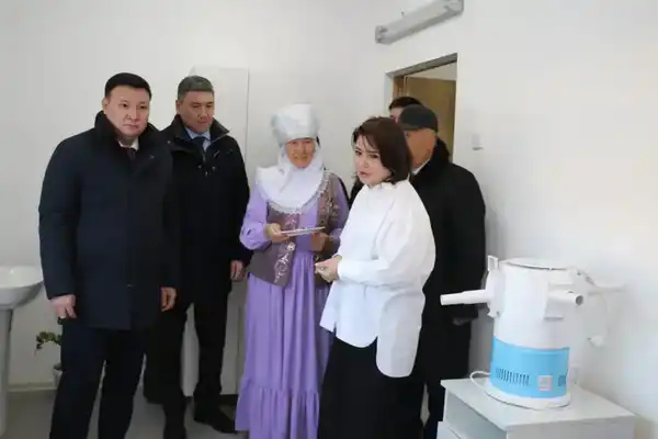 ТУРКЕСТАН: В СЕЛЕ КЫЗЫЛБАСТАУ ТЮЛЬКУБАССКОГО РАЙОНА ВВЕДЕН В ЭКСПЛУАТАЦИЮ НОВЫЙ МЕДИЦИНСКИЙ ПУНКТ (2)