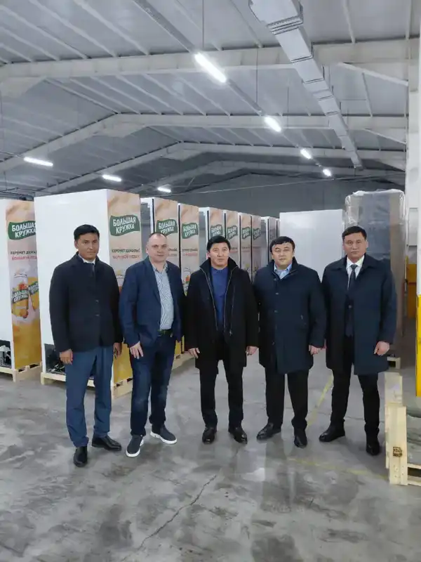 Вице-министр торговли и интеграции РК Айдар Абилдабеков посетил предприятия Туркестанской области и провёл встречу с населением и представителями бизнеса (3)