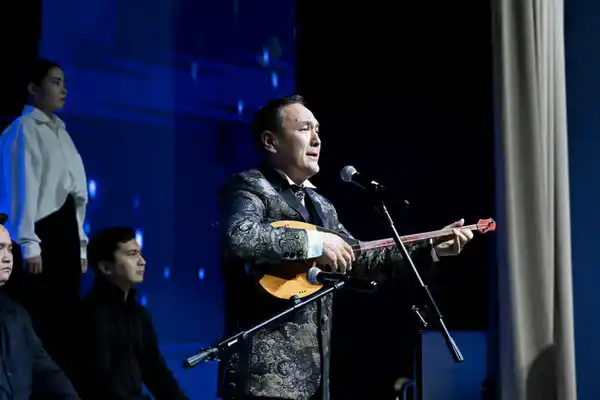 В Семее прошел вечер памяти поэта Несіпбека Айтұлы «Сәуле ғұмыр», посвященный его 75-летию (2)