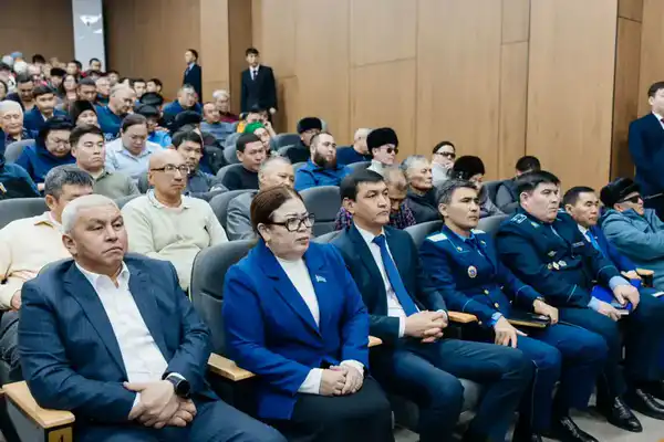 Серик Шапкенов встретился с жителями Жылыойского района (6)