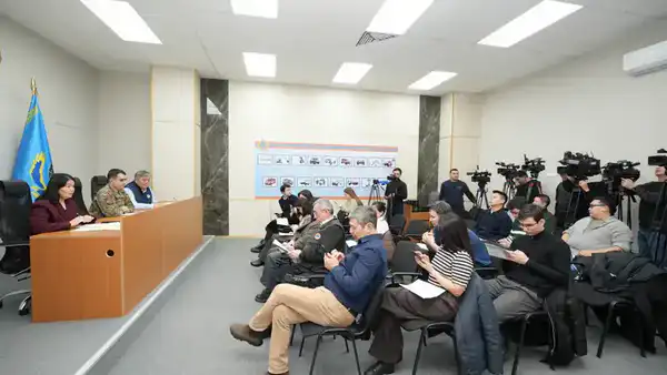 В МЧС проведен брифинг по зимнему периоду: из снежных заносов спасено и эвакуировано 1137 человек (2)