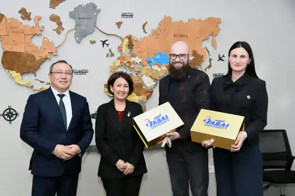 СОСТОЯЛАСЬ ВСТРЕЧА С ПРЕДСТАВИТЕЛЯМИ ОБРАЗОВАТЕЛЬНОГО ЦЕНТРА «СИРИУС» (10)