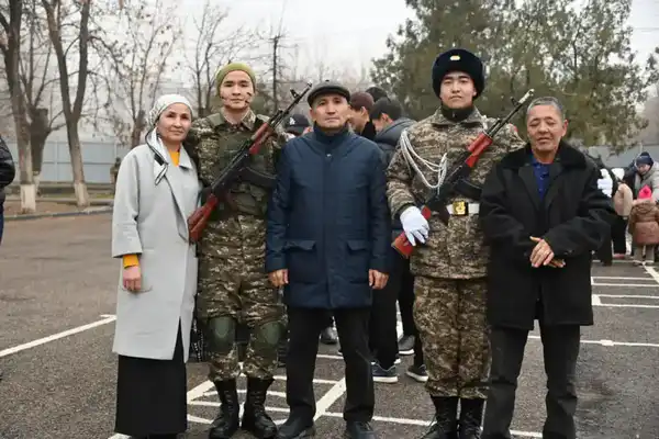 В Шымкенте солдат бригады противовоздушной обороны привели к Военной присяге (2)