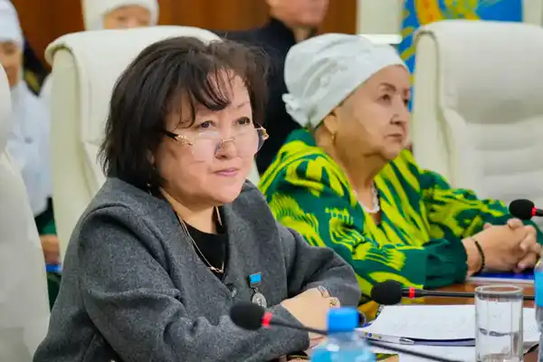 Вопросы укрепления семейных ценностей и роли женщин в развитии общества обсудили в Астане (6)