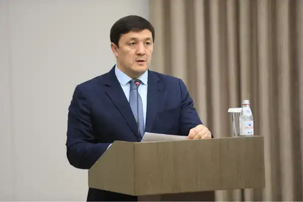 Праздничные караваны с участием персонажей шоу «Жыл 12 ай» пройдут по улицам Актобе 31 декабря (4)