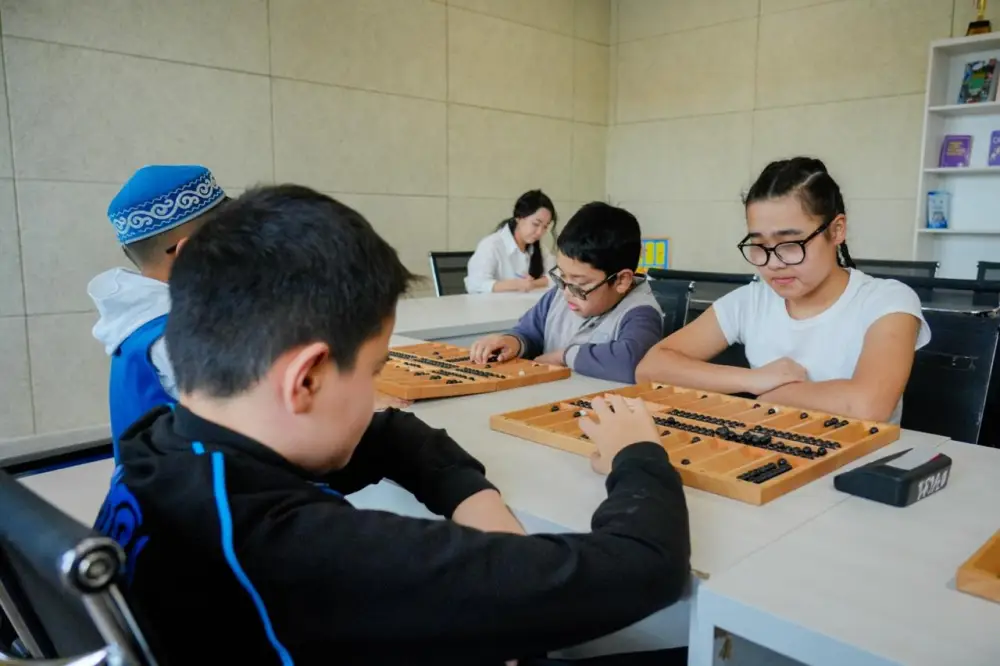 «Забота и Закон»: в Астане прошёл спортивный турнир в поддержку людей с ограниченными возможностями (5)