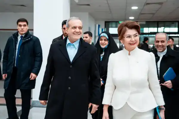 ПРЕЗИДЕНТ ИРАНА ПОСЕТИЛ ЦЕНТР СЕРДЦА (3)