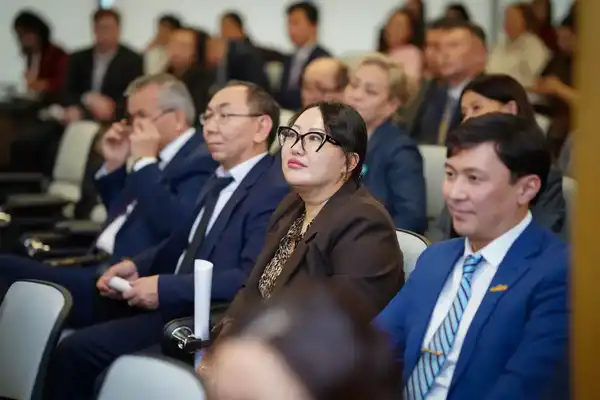 Министр науки и высшего образования РК встретился с жителями Астаны (4)