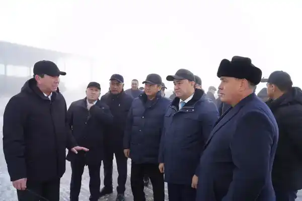 ТУРКЕСТАН: НУРАЛХАН КУШЕРОВ ОЗНАКОМИЛСЯ С РАБОТОЙ ХЛОПКОПЕРЕРАБАТЫВАЮЩИХ ПРЕДПРИЯТИЙ В МАКТААРАЛЕ (2)