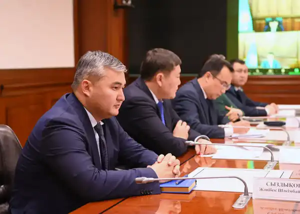 Рассмотрены вопросы обеспечения общественного порядка и безопасности в праздничные дни (5)