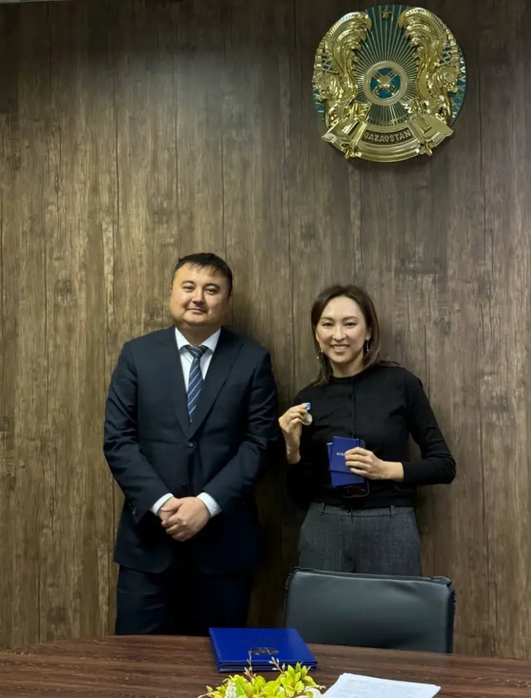 В Комитете наградили сотрудников, принимавших активное участие в реализации проекта «Узынагаш – Отар» (3)