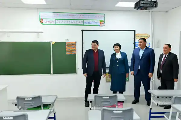 В средней школе Кызылкия в селе Тарлаулы Аягозского района провели капитальный ремонт (3)