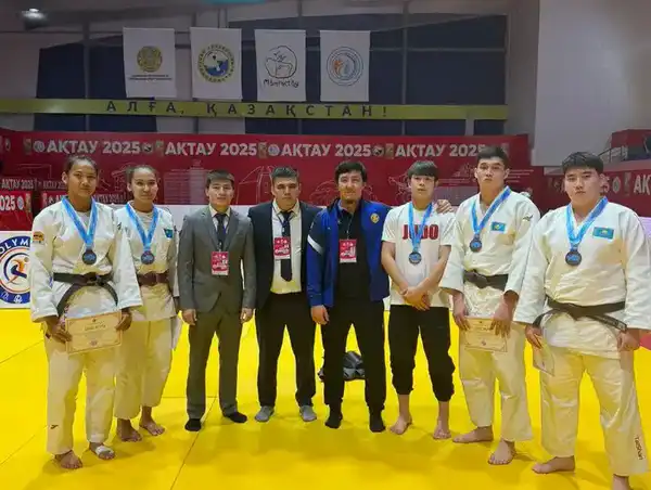 Столичные юниоры оказались сильнейшими в смешанных командных соревнованиях по дзюдо (3)