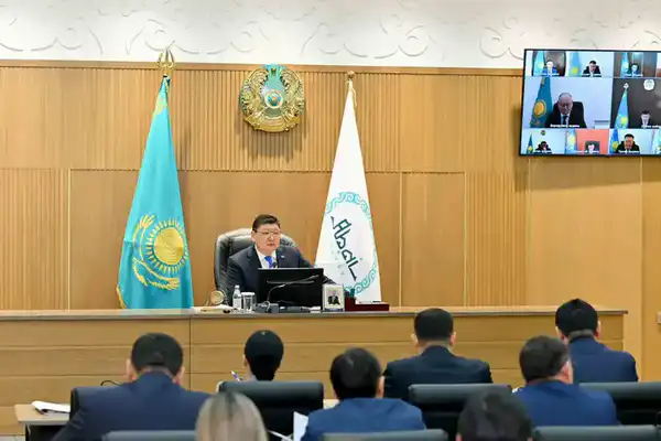 Прошло заседание акимата (8)