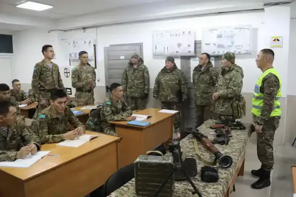 В Вооруженных силах началась подготовка военнослужащих по специальности (7)