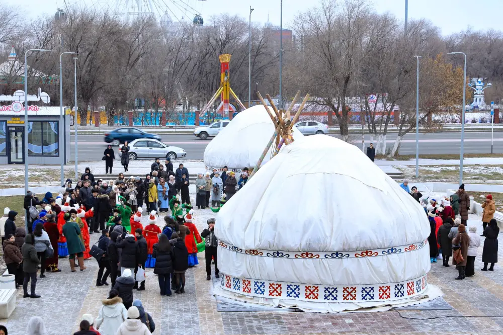 Отечественные и зарубежные дизайнеры представили свои коллекции на национальном фестивале моды в Актобе (2)