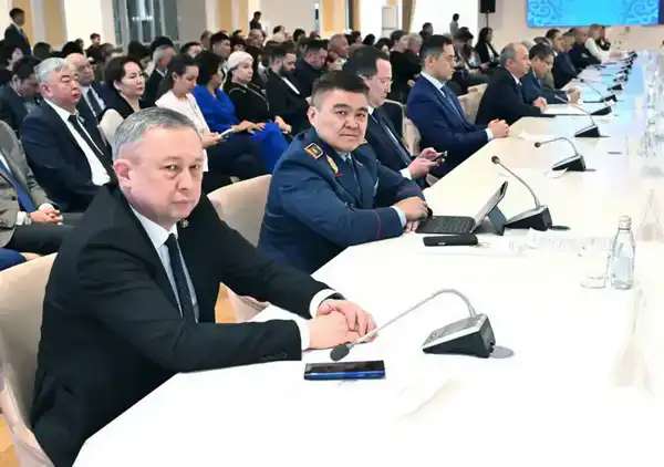 В области прошел ежегодный форум, посвященный укреплению национального единства и сохранению духовных ценностей (5)