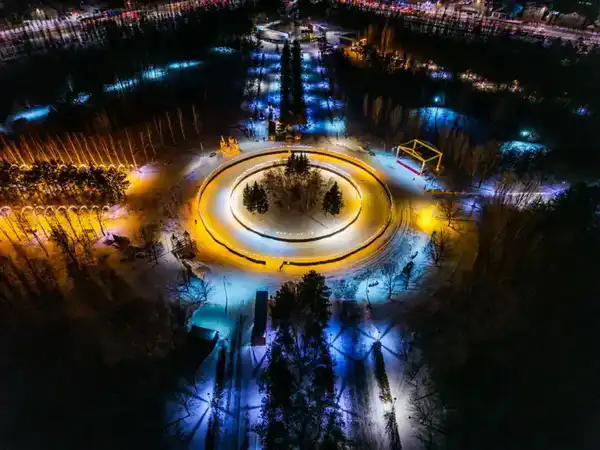 Безопасная улица, благоустроенный двор, зеленые насаждения: как изменился район Алматы в 2025 году (5)