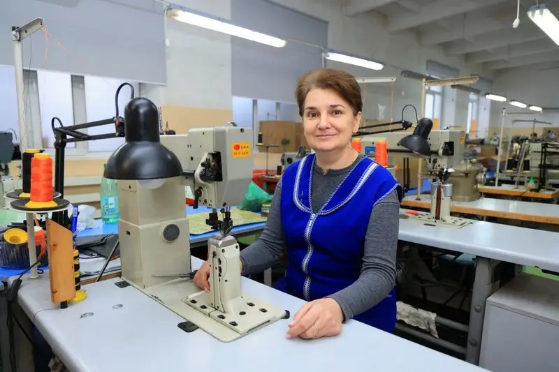 Металлурги, геологи, нефтяники – кто носит рабочую обувь карагандинского производства (7)