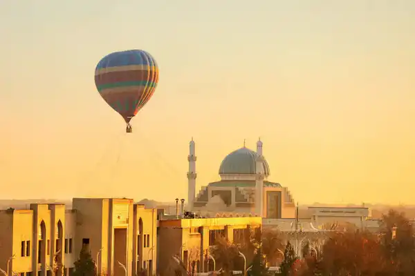 В ТУРКЕСТАНСКОЙ ОБЛАСТИ УЛУЧШИЛАСЬ ТУРИСТИЧЕСКАЯ ИНФРАСТРУКТУРА И ВЫРОСЛО ЧИСЛО ИНОСТРАННЫХ ТУРИСТОВ (3)