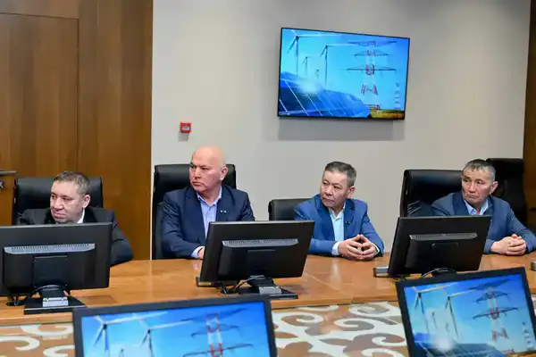 В области Абай чествовали специалистов энергетической отрасли (3)