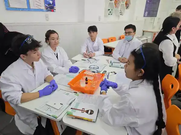 В Темиртау открыли 30 современных спортивных площадок для школьников (2)