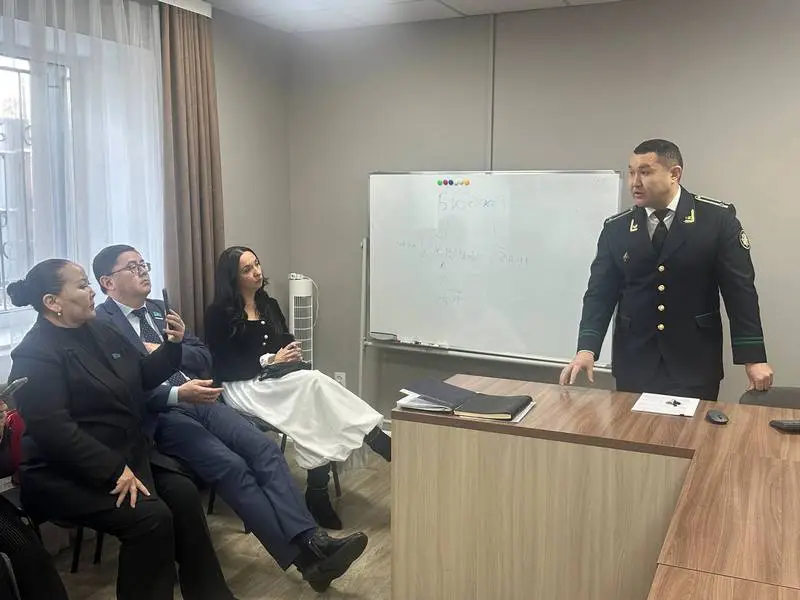 «Азбука правопорядка»: карагандинцам показали, как работает областной департамент экономических расследований (3)
