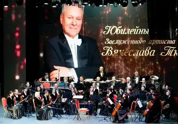 В ВКО состоялся концерт Заслуженного артиста РК Вячеслава Ткача (10)