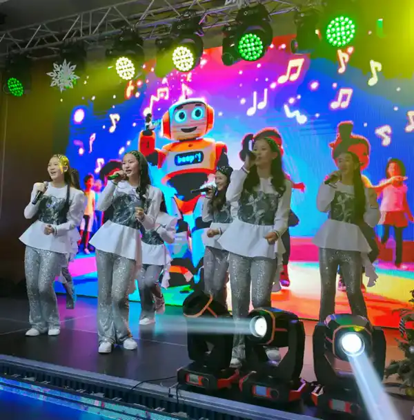 В Павлодаре состоялась новогодняя елка акима области (4)