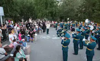 Оркестры Национальной гвардии отмечают 10 и 60 летие с активным участием в культурной жизни страны