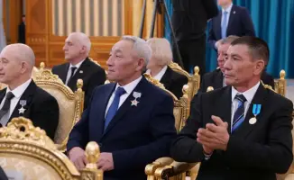 Глава государства поздравил работников энергетической отрасли с профессиональным праздником