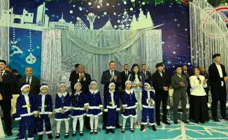 Волшебный новогодний праздник для детей из многодетных семей в Казахстане: забота о будущем страны