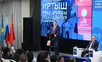 Обсуждение приграничного сотрудничества и развития образования на международном форуме в Омске