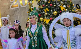 Сказка под ёлкой: новогоднее чудо для детей от Президента в Павлодаре