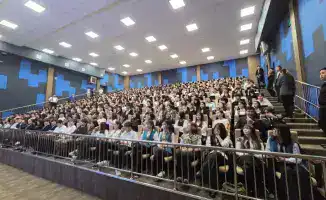 Цифровая безопасность для школьников лекция о дипфейках мошенничестве и финансовой грамотности