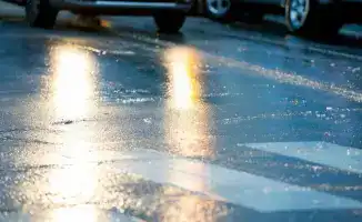 Скользкие дороги: МВД напоминает о безопасности!