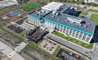 Создание 86 тысяч новых ученических мест в школах благодаря средствам, изъятыми у коррупционеров, способствует улучшению образовательной инфраструктуры в регионах.