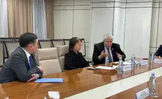 Мост между поколениями: заседание «Совета наставников» в столице