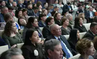 Мосты диалога: акимы ВКО и Усть-Каменогорска строят будущее вместе с населением