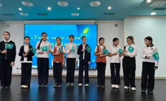 Участие молодежи в интеллектуальных играх способствует укреплению исторического сознания и культурной идентичности в Казахстане