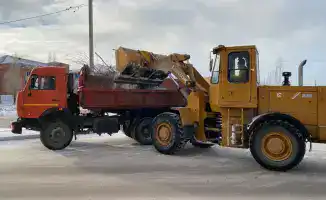 Снег убирают в Астане: 1200 единиц техники