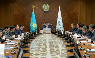 Обсуждение улучшения дорожной инфраструктуры в области Абай и выделение 35,4 миллиарда тенге на ремонт дорог